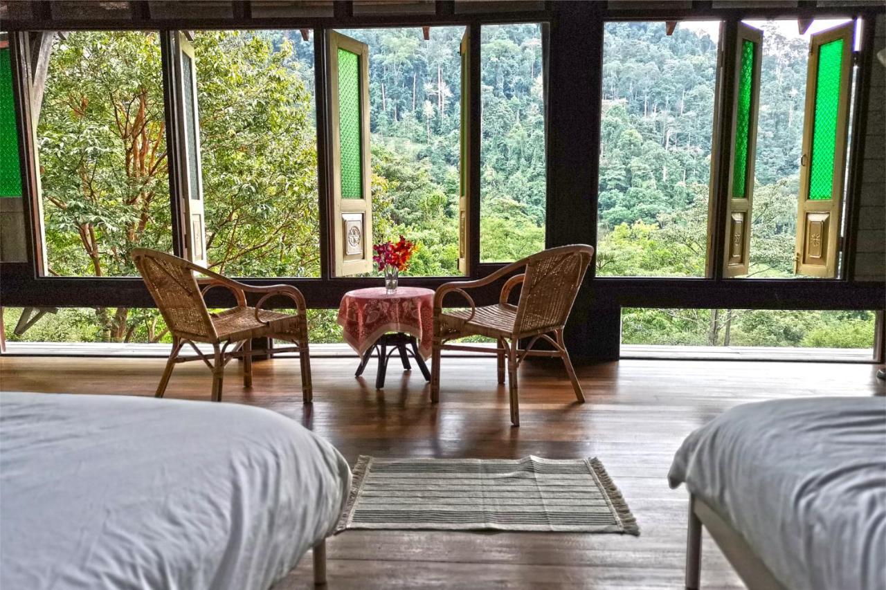 Langit Rimba Resort เซเรมบัน ภายนอก รูปภาพ