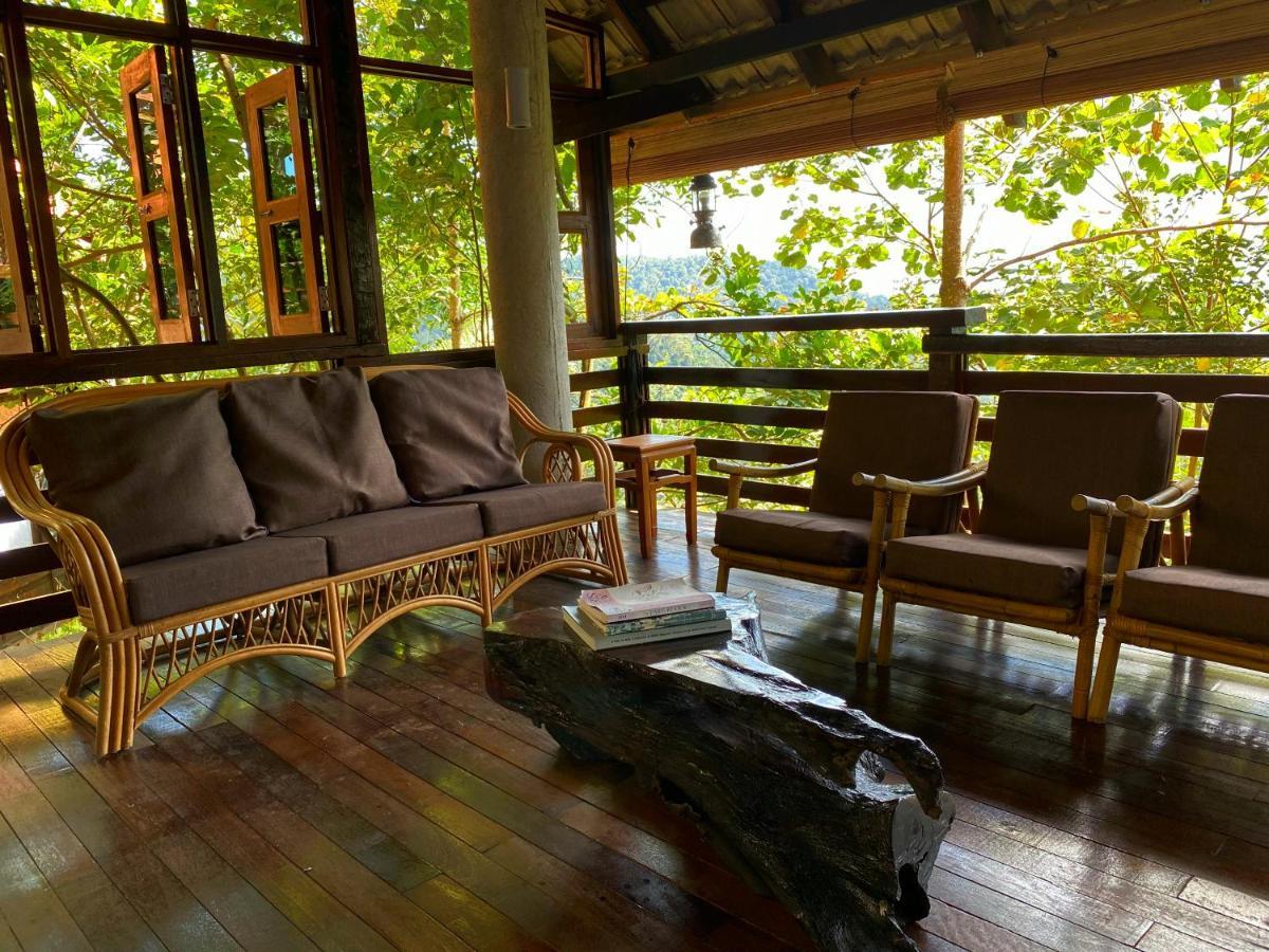 Langit Rimba Resort เซเรมบัน ภายนอก รูปภาพ